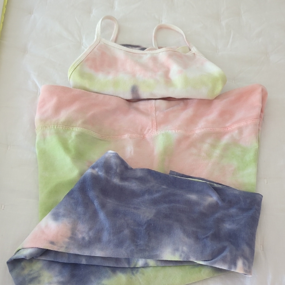 SO YOGA OUTFIT